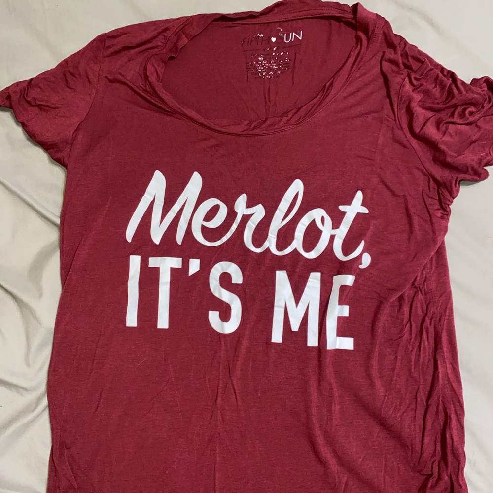 Merlot it’s me tshirt funny maroon
